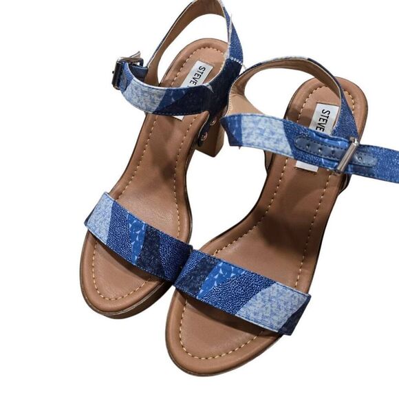 Steve Madden Ankle Strap Sandals Women's 8M Blue Canvas Studded Party/Cocktail - Picture 2 of 7